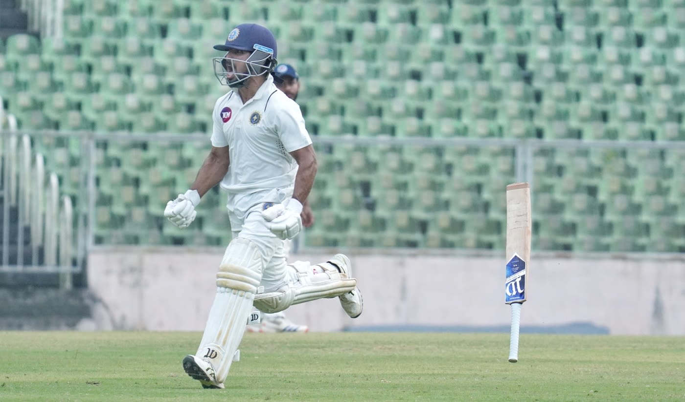 Salman Nizar celebrates after Kerala qualify for the Ranji semi-final