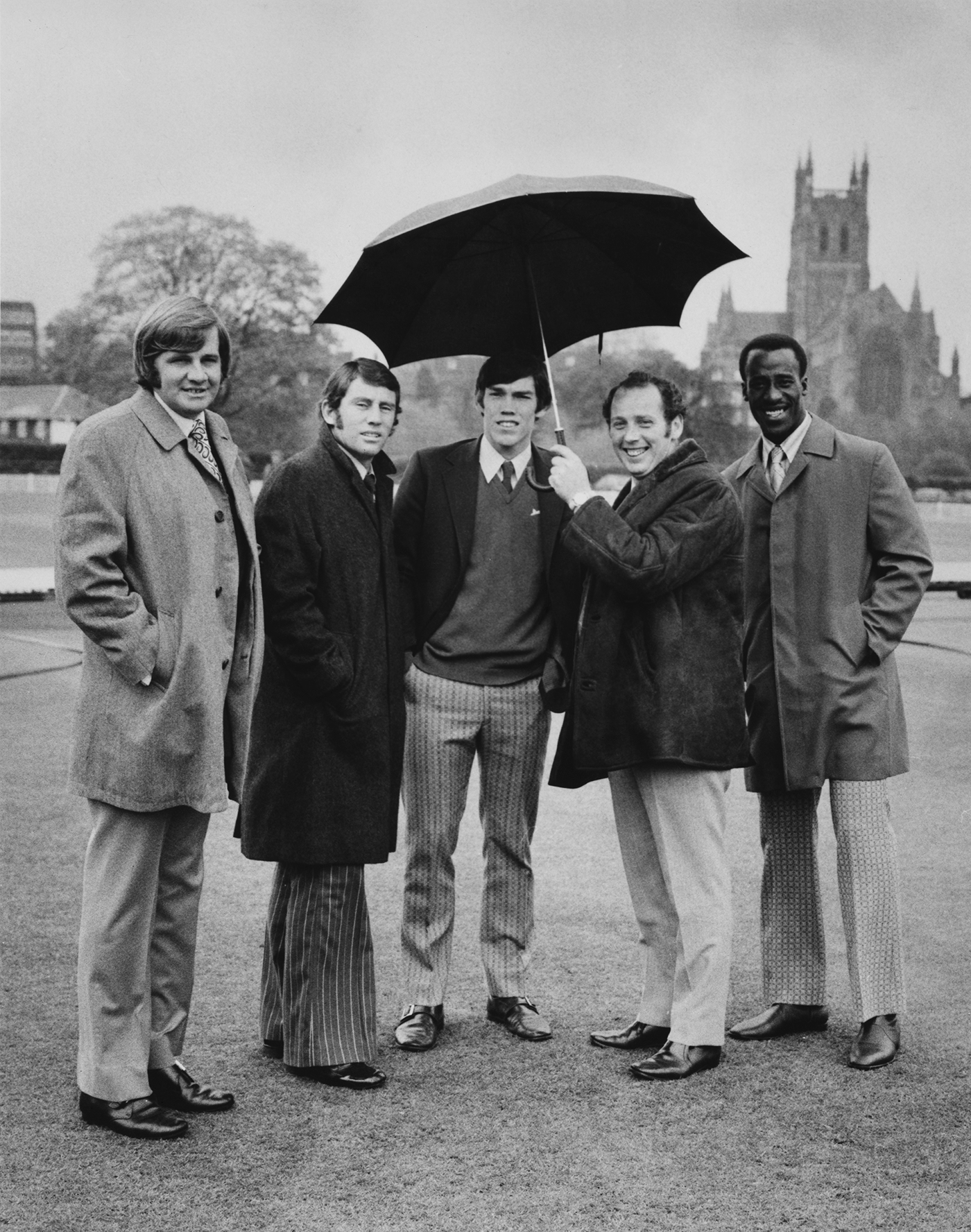 Australians Bruce Francis, Ian Chappell and Jeff Hammond stand with Norman Gifford and Vanburn Holder