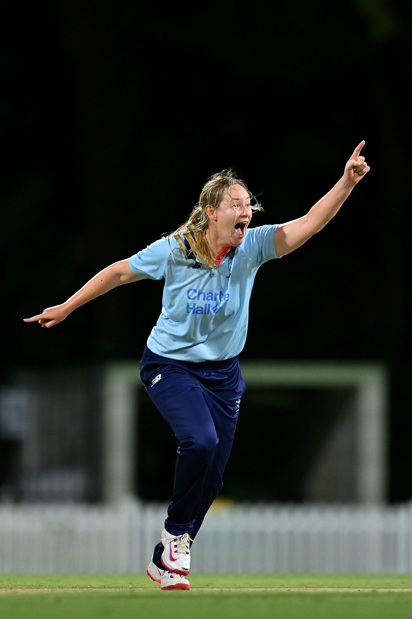 Lauren Cheatle claimed key early wickets and was part of a huge run out