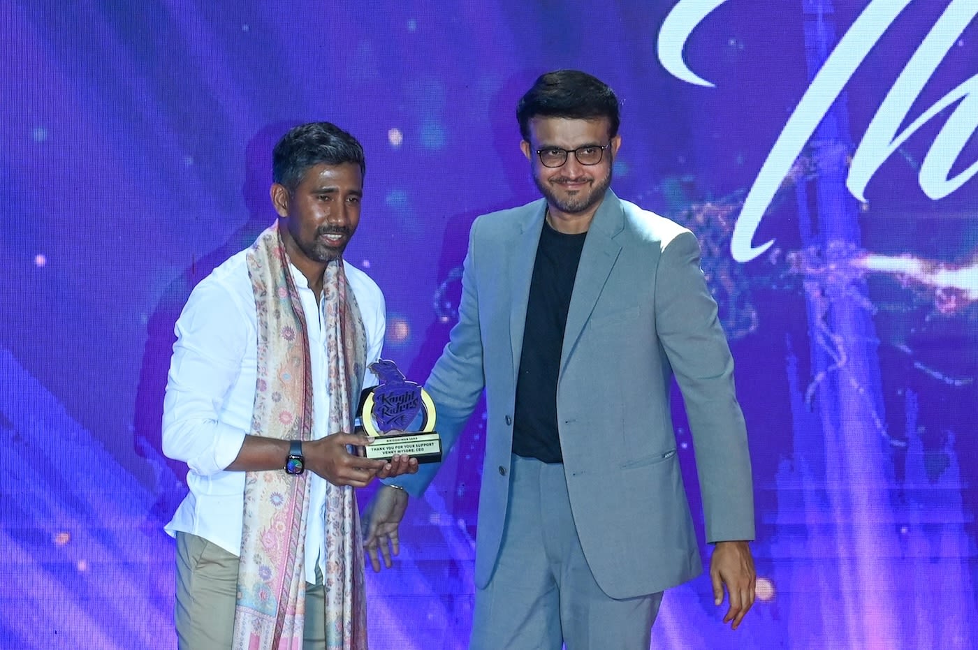 Sourav Ganguly felicitated Wriddhiman Saha at a CAB event