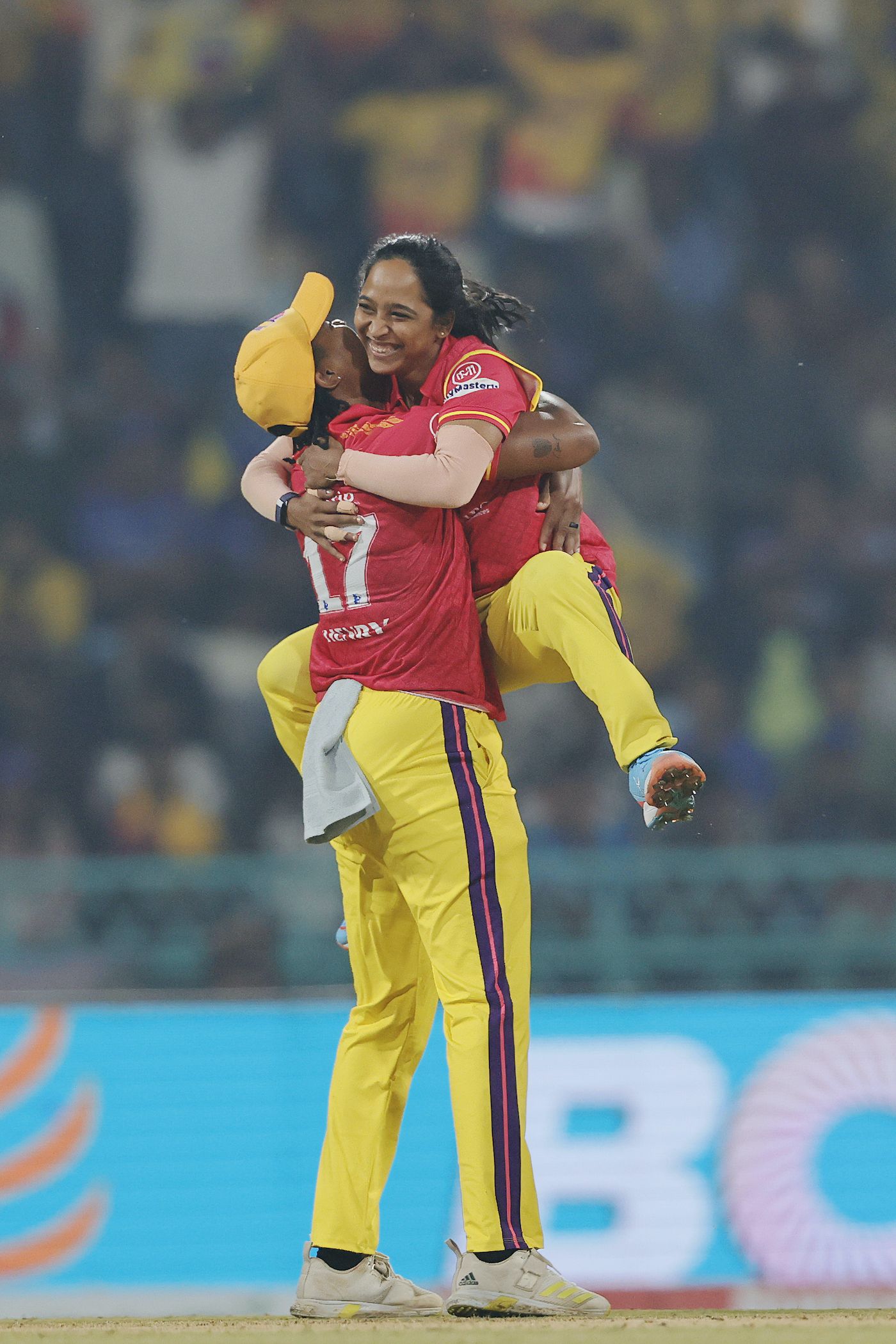 Anjali Sarvani celebrates the big wicket of Ellyse Perry