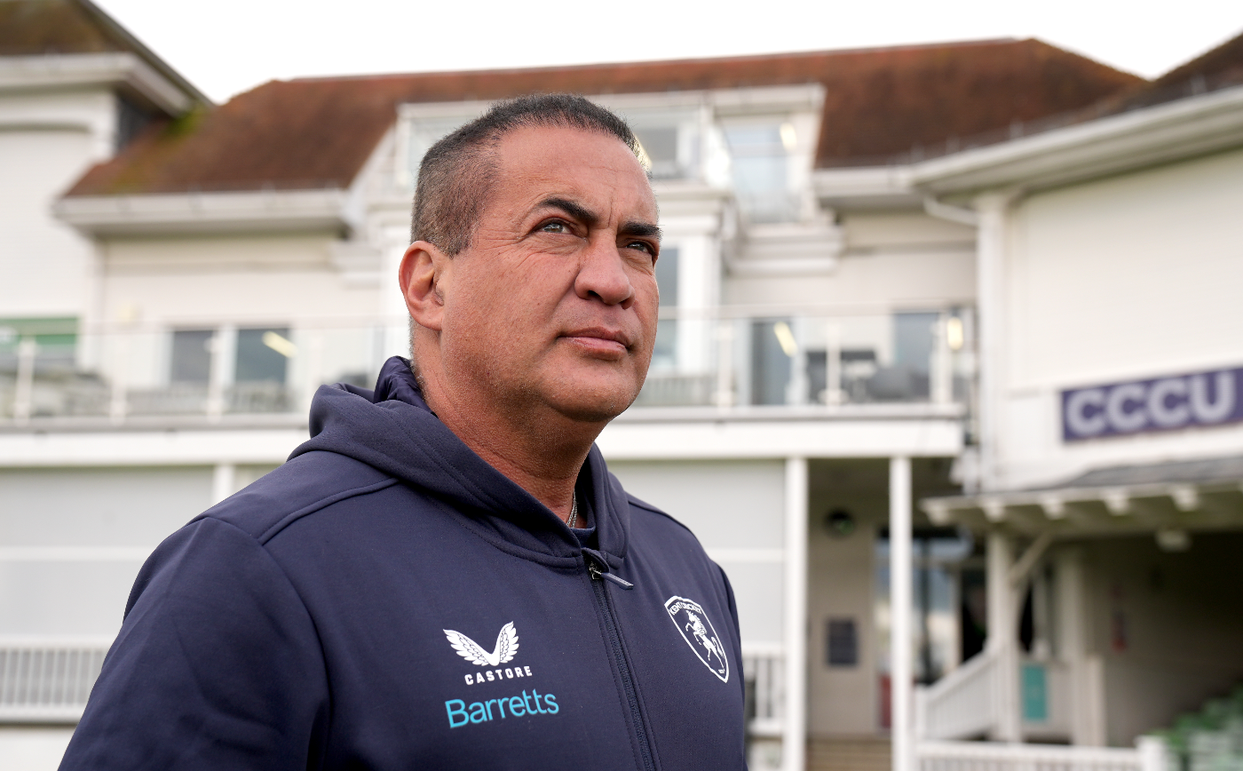 Adam Hollioake takes stock of his surroundings on his arrival as Kent head coach