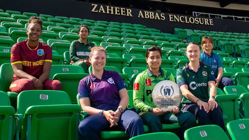[L to R] Hayley Matthews, Nigar Sultana, Kathryn Bryce, Fatima Sana, Gaby Lewis and Naruemol Chaiwai pose with the trophy
