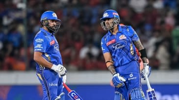Red-hot MI go third after Boult and Rohit blow SRH away
