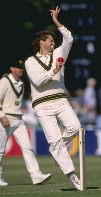 Terry Alderman bowling