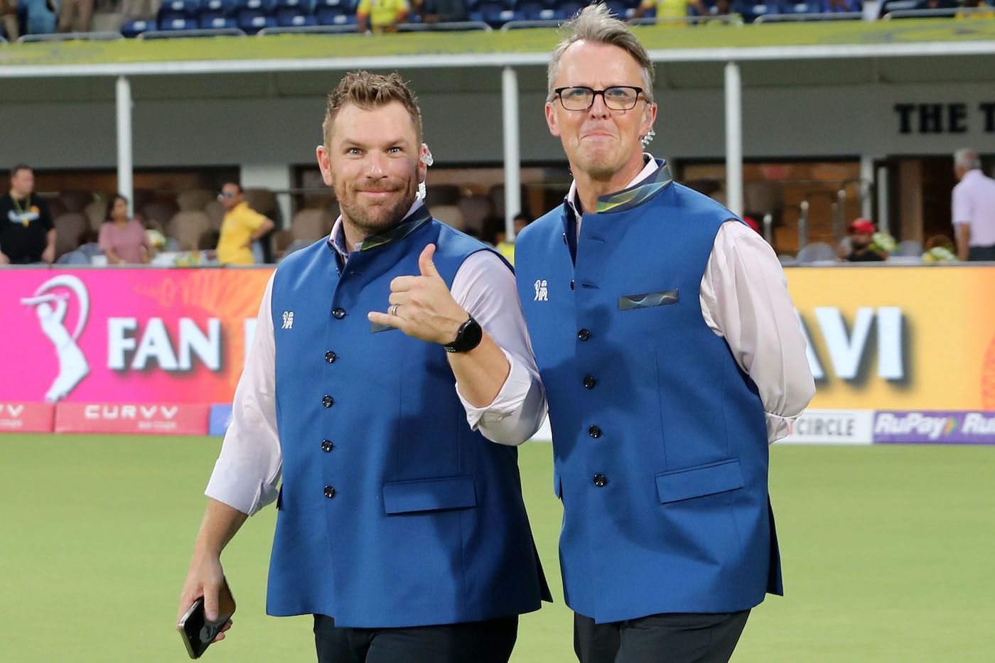 Aaron Finch and Graeme Swann get their serious faces on for the pitch report