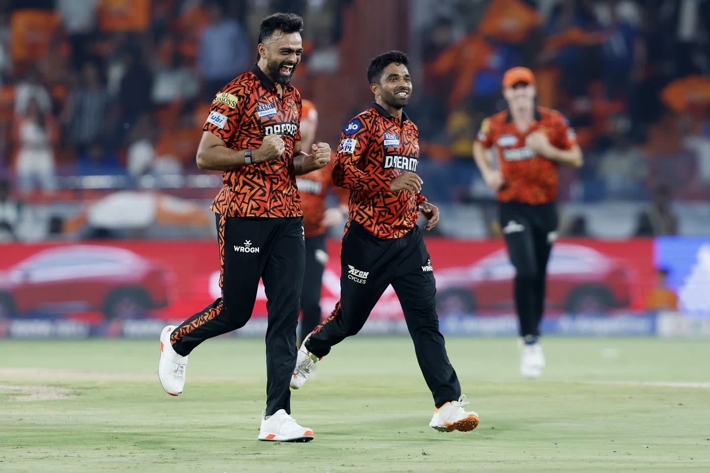 Jaydev Unadkat celebrates a wicket with Sachin Baby