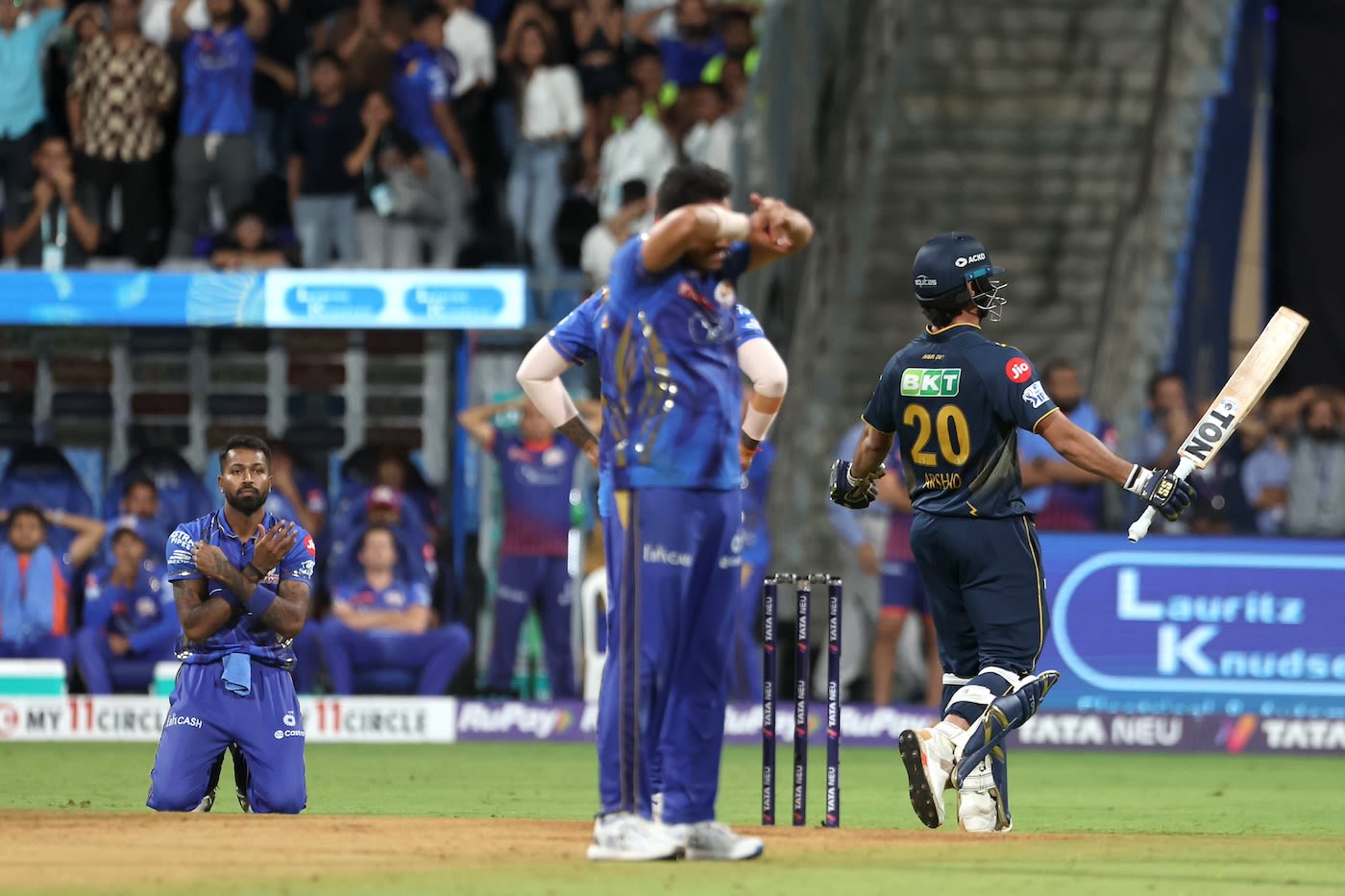 That's the story - Hardik Pandya on the floor, Deepak Chahar covering his eyes, Arshad Khan with bat raised