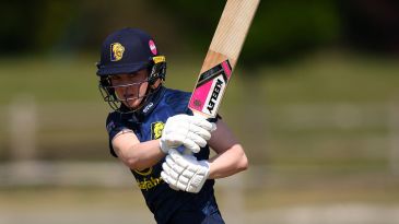 Villiers shines with bat and ball as Durham beat Essex