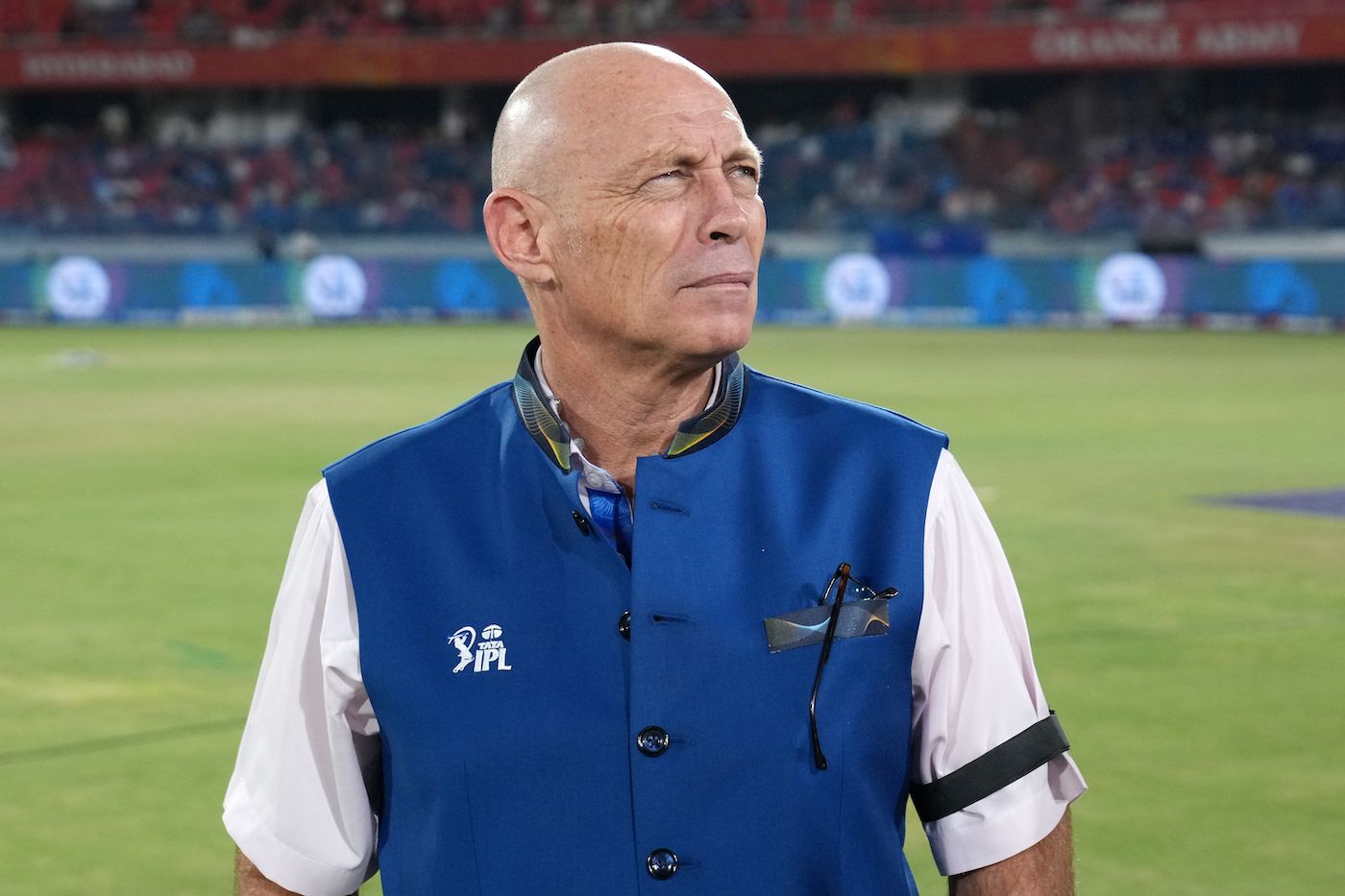 Danny Morrison wears a black armband for the Pahalgam victims