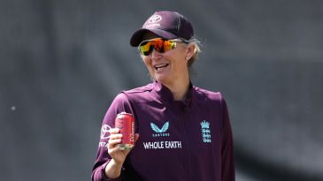 Charlotte Edwards to introduce new fitness standards for England Women
