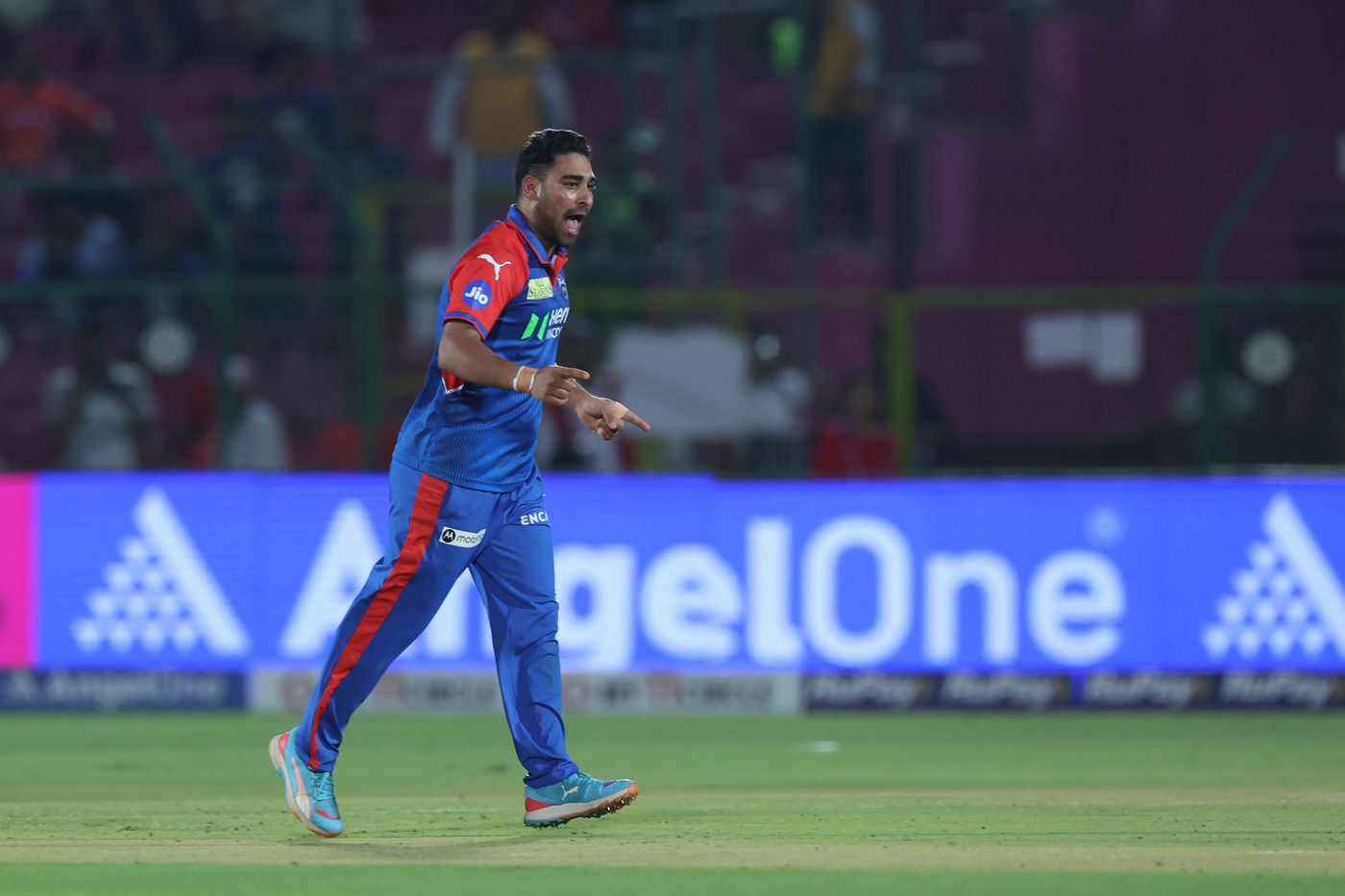 Vipraj Nigam struck in consecutive overs