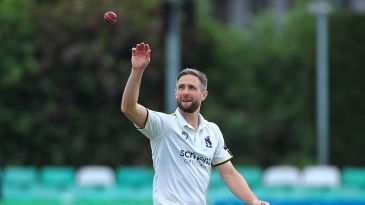 Rushworth, Woakes bowl Warwickshire into ascendancy