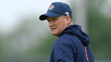 Dale Benkenstein leaves Lancashire as Steven Croft takes over as head coach