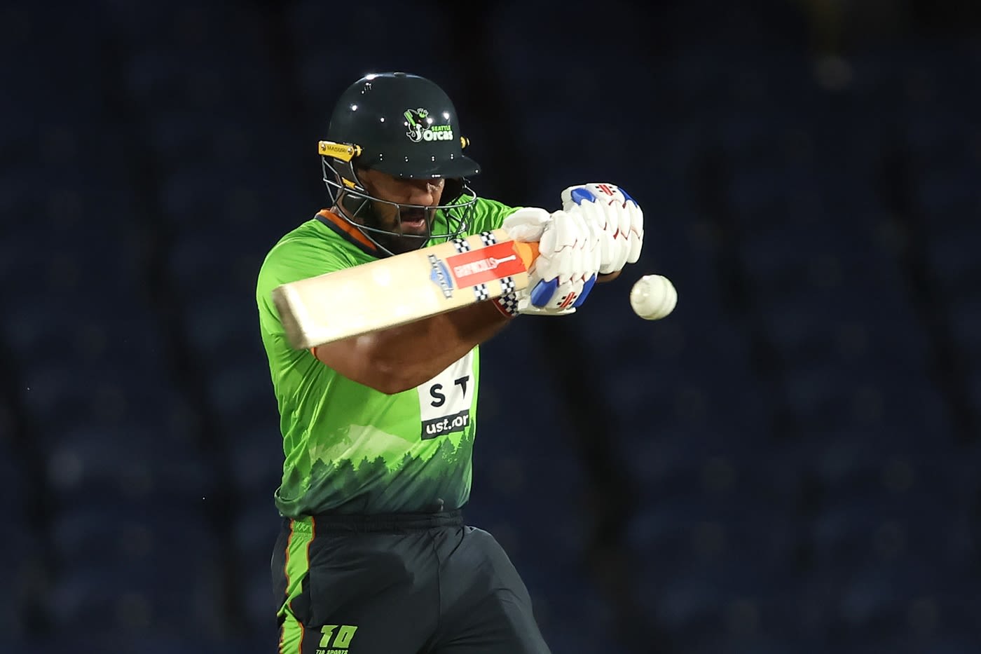 Shayan Jahangir made a 22-ball 40