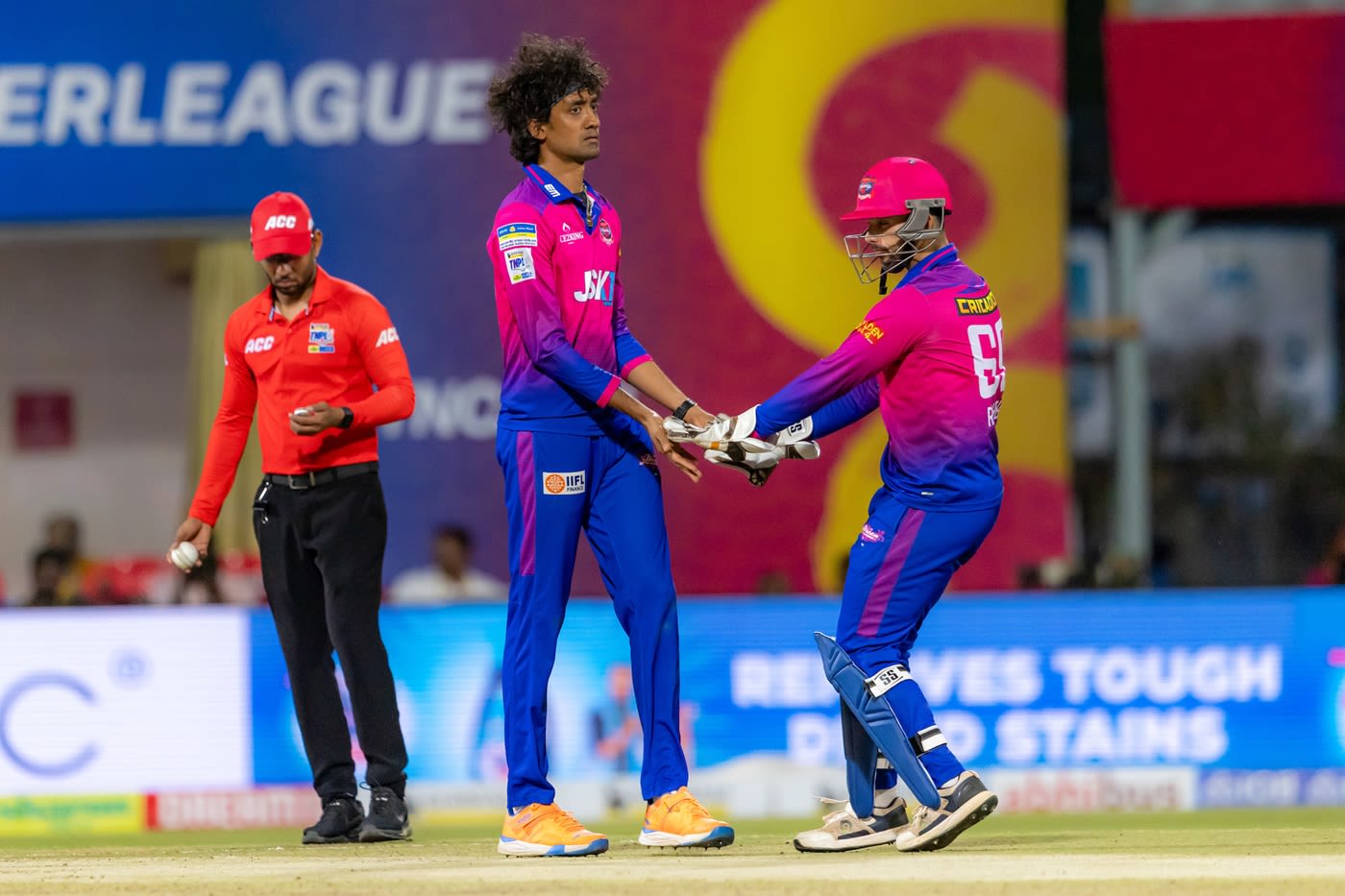 R Sai Kishore and Tushar Raheja celebrate a wicket