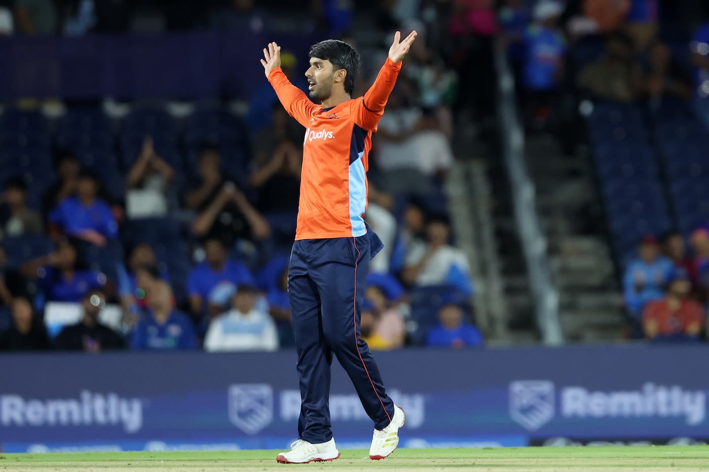 Hassan Khan dented MINY with two double-wicket overs