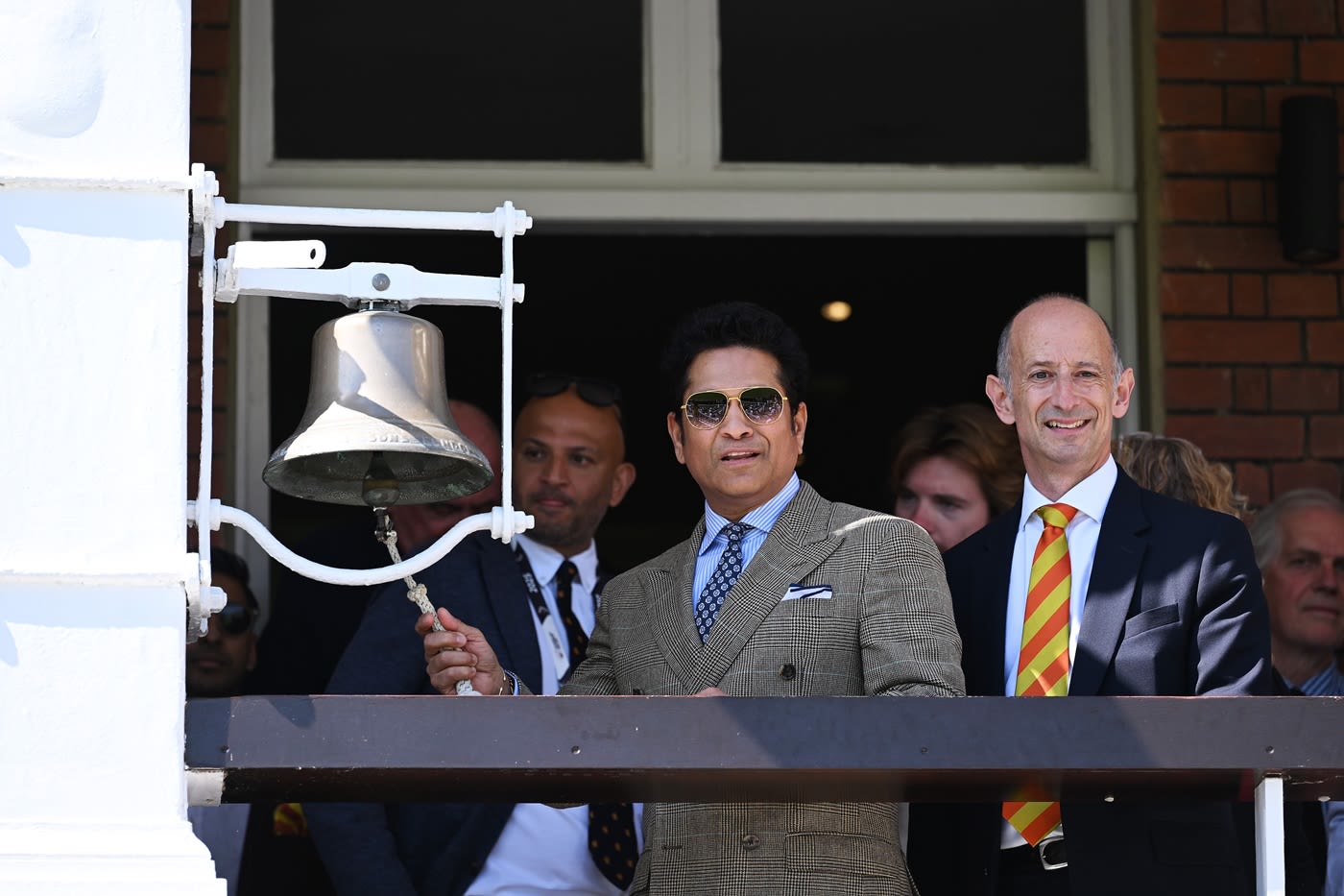 Sachin Tendulkar rings the bell at Lord's