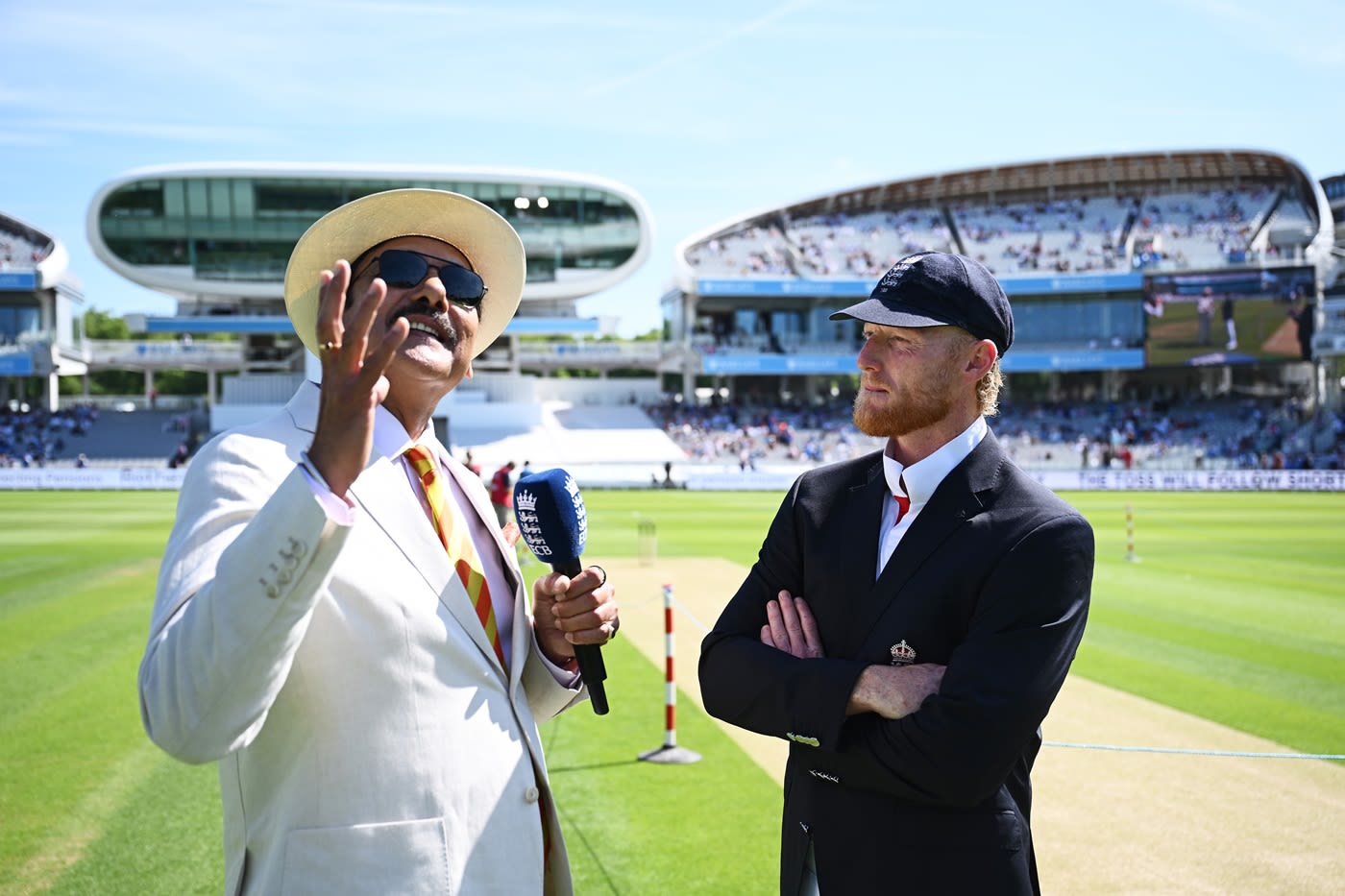 Ravi Shastri chats with Ben Stokes at the toss