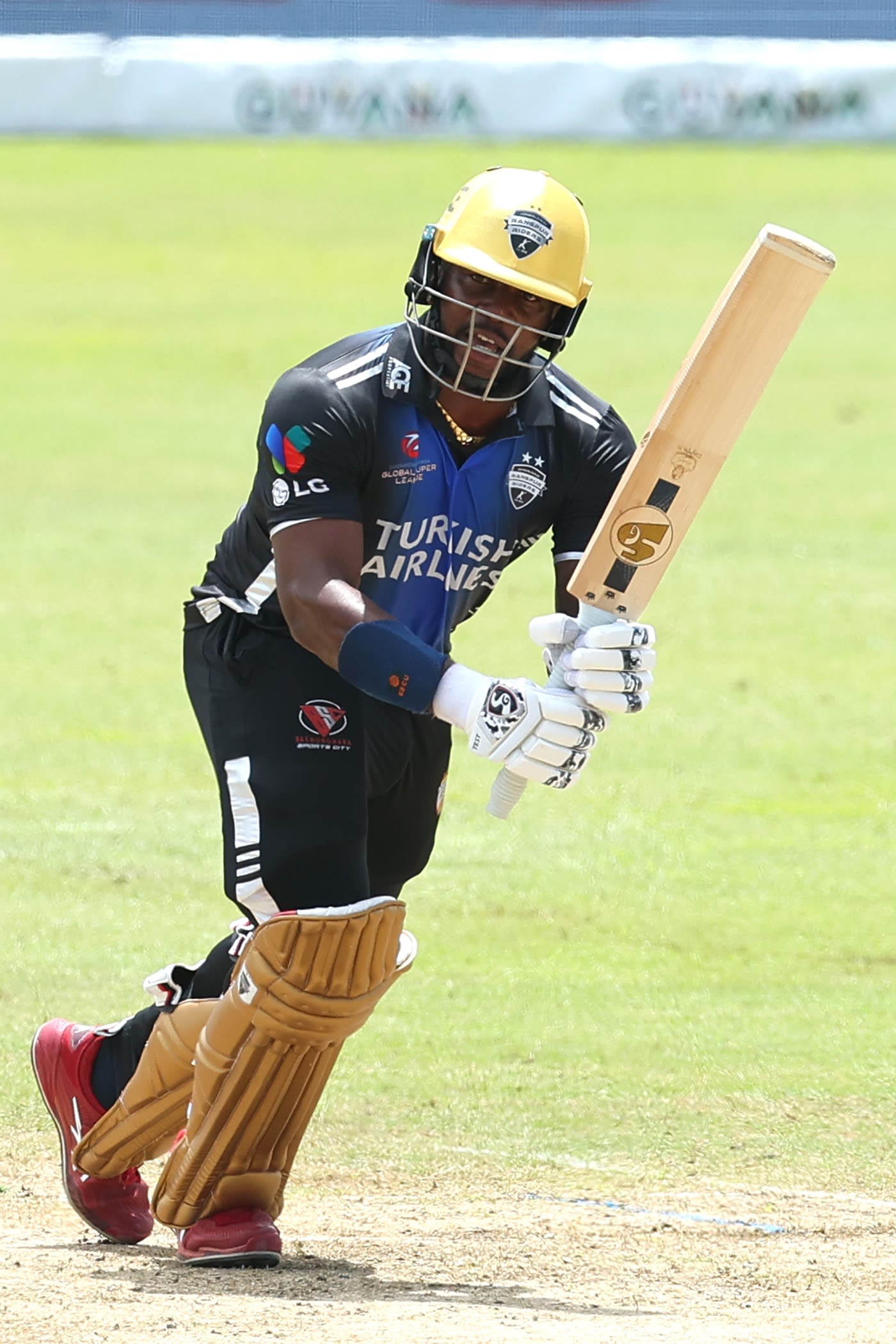 Kyle Mayers top scored for Rangpur Riders with 67 in 42 balls