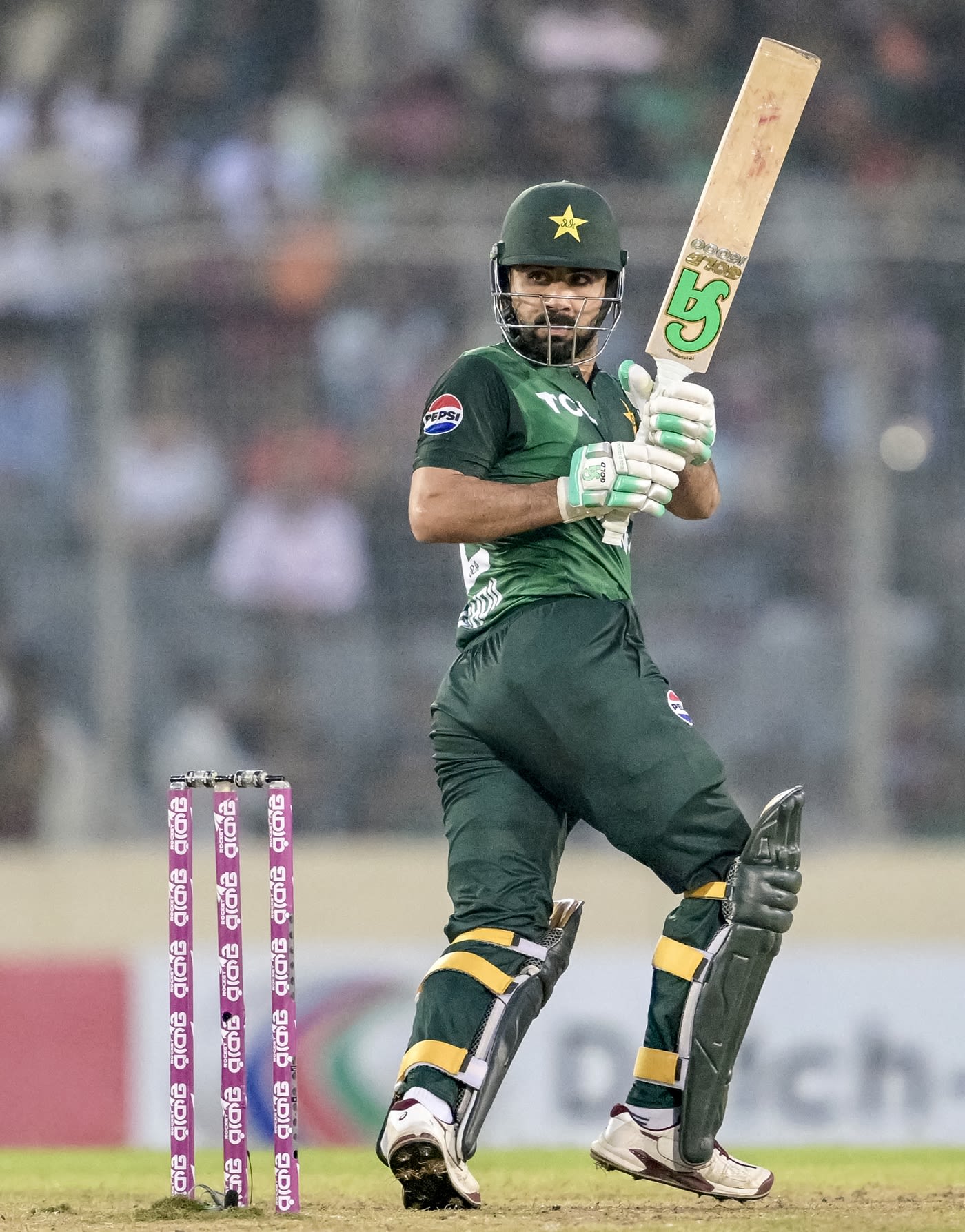 Khushdil Shah tucks one around the corner