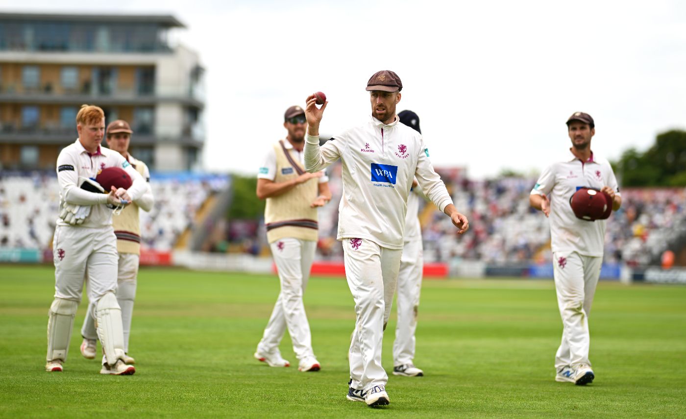 Jack Leach's six-for set Somerset up for a two-day victory