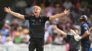 Alfie Ogborne, Thomas Rew help Somerset overcome Will Rhodes' all-round show