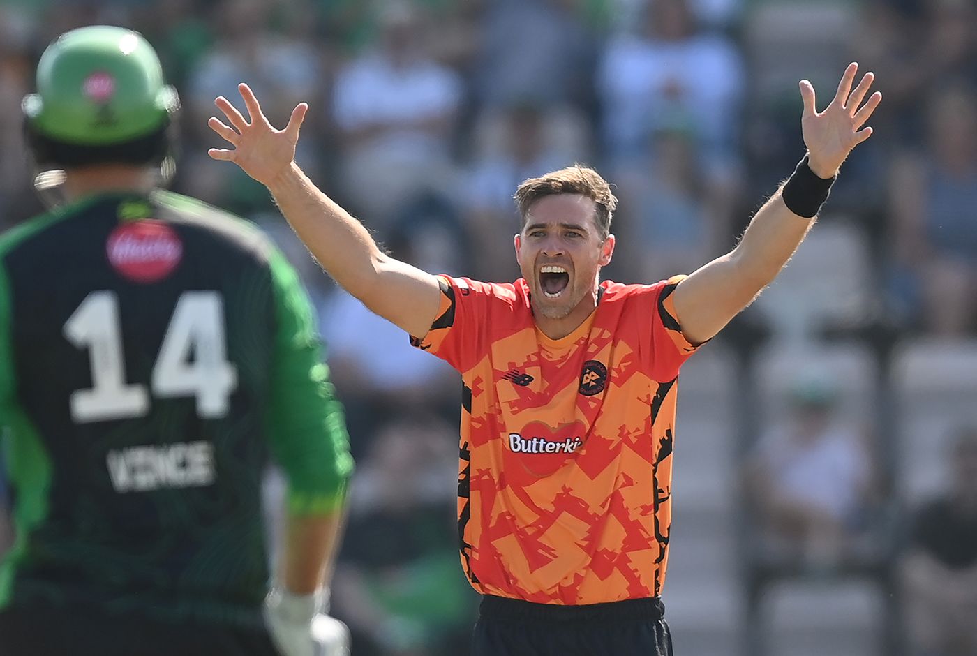 Tim Southee appeals for an lbw