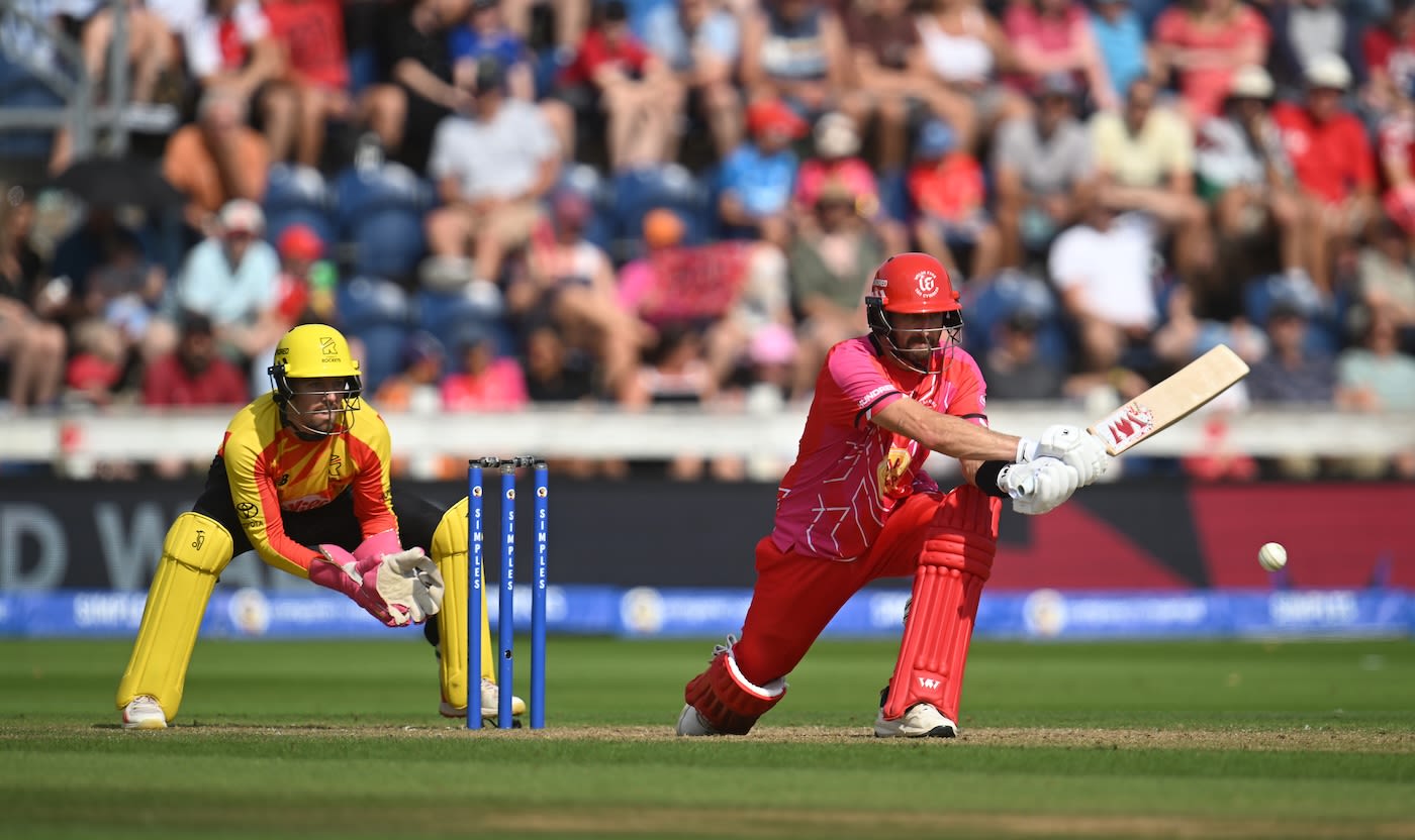 Stevie Eskinazi opened and struck 53