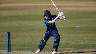 Albert snookers Nottinghamshire with 96 in maiden Surrey knock