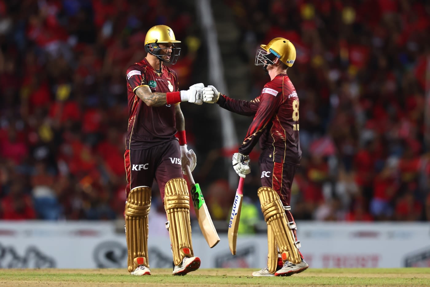 Alex Hales and Colin Munro put on a dominating century stand