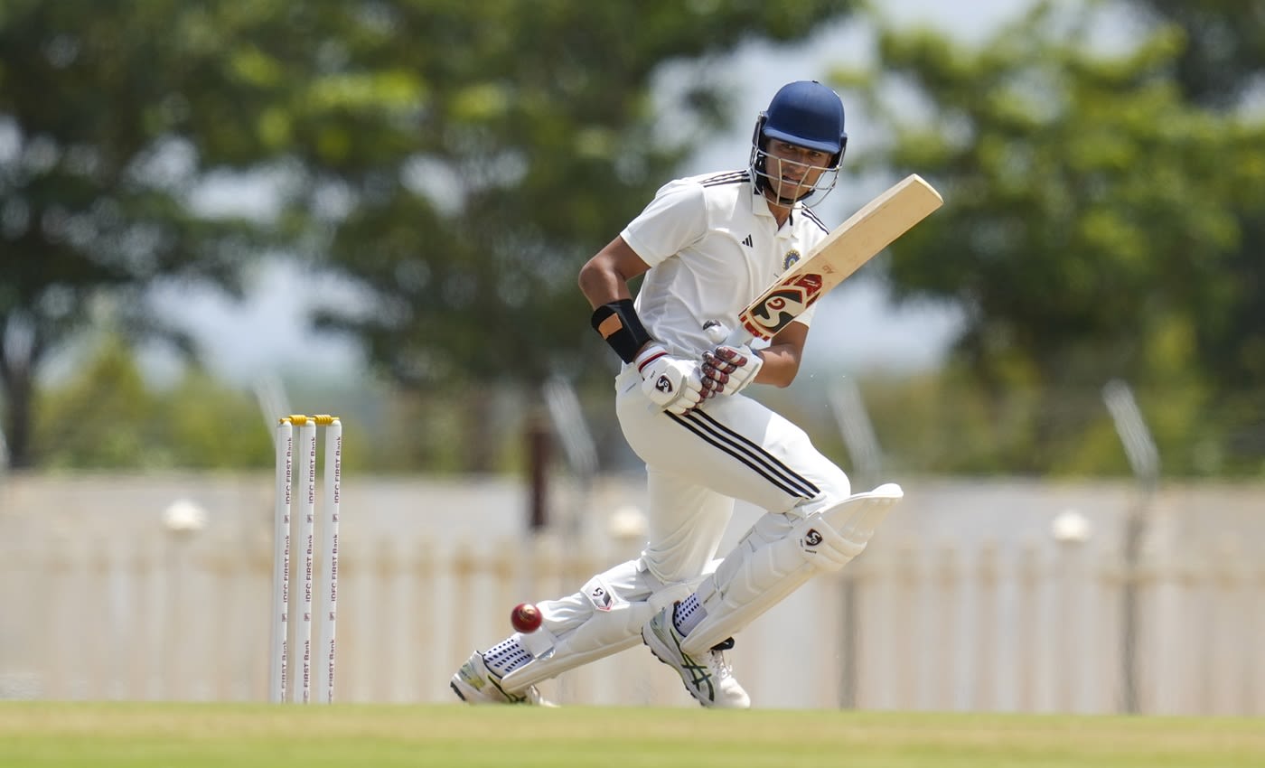 Aarya Desai steadied the innings after early wickets