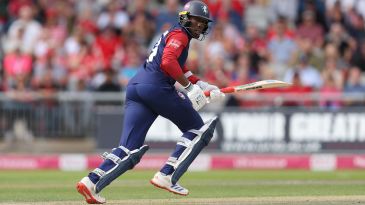Bell-Drummond, Billings star in chase after Stewart four-for