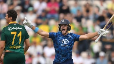 Bethell, Root tons, Archer four-for see England hand out record thrashing