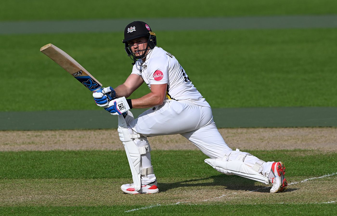 Graeme van Buuren turns the ball leg side