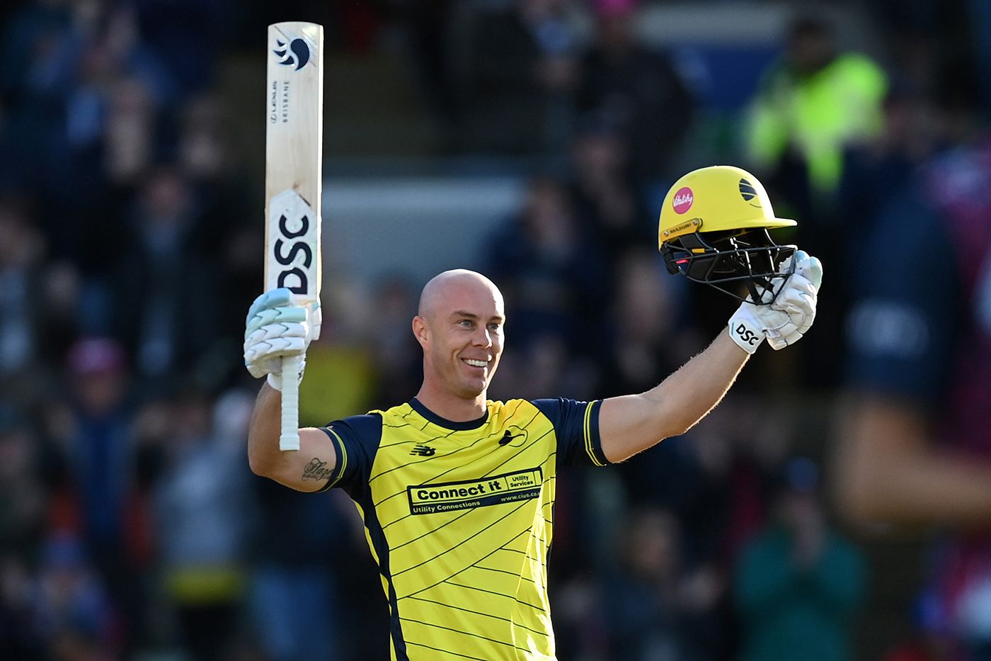Chris Lynn went to a 49-ball hundred in style