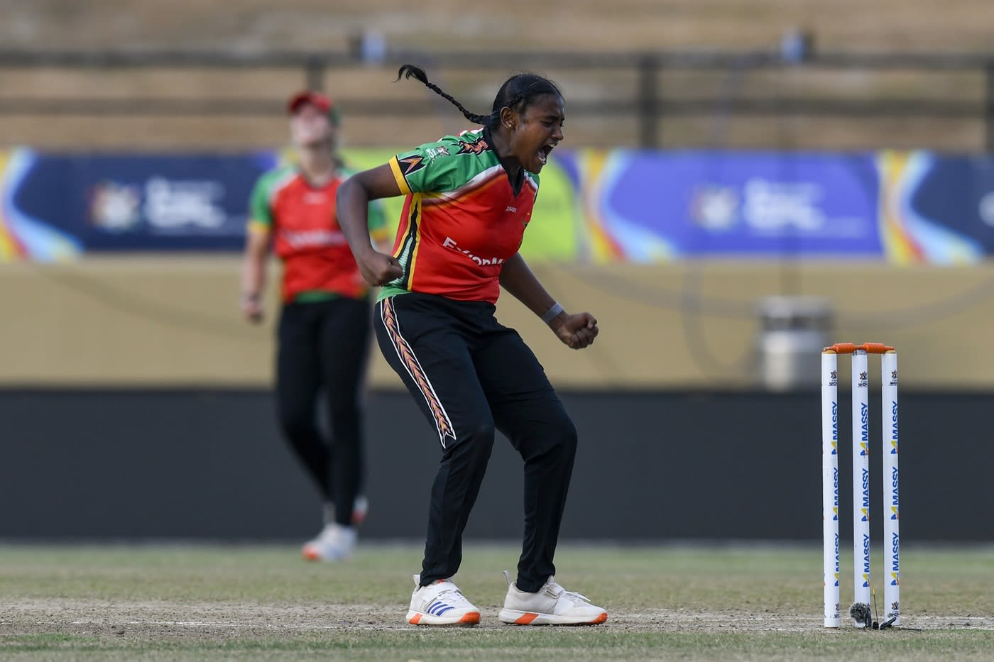 Ashmini Munisar kept Amazon Warriors' hopes alive with 3 for 21