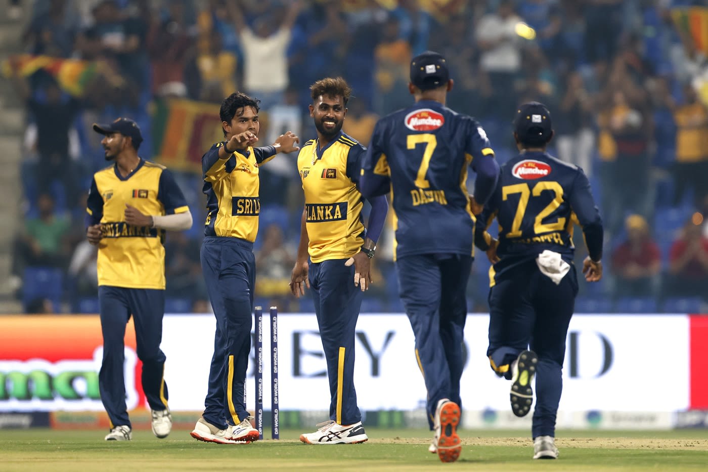 Nuwan Thushara got three wickets in his first three overs