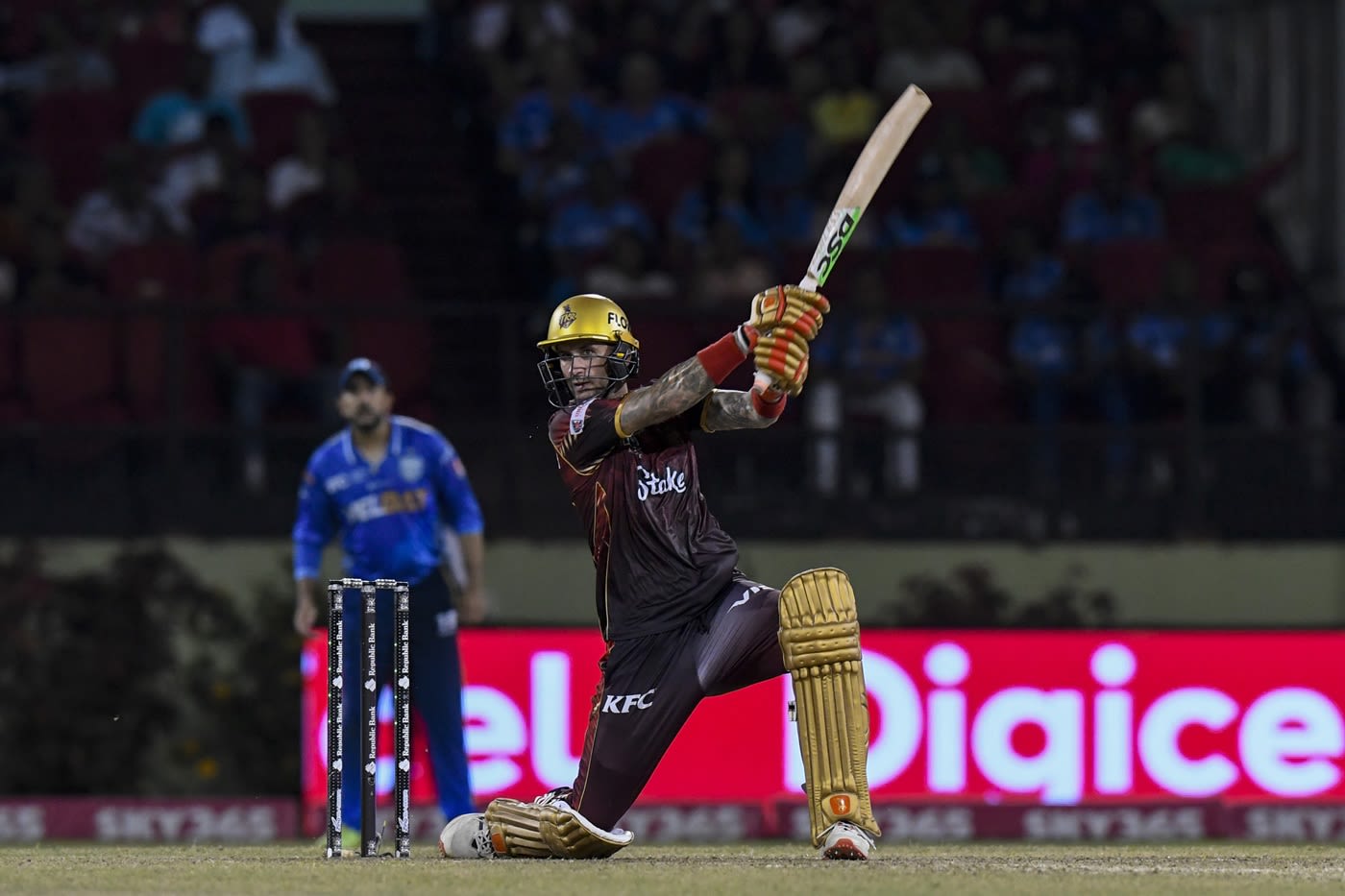 Alex Hales took his time to score 58