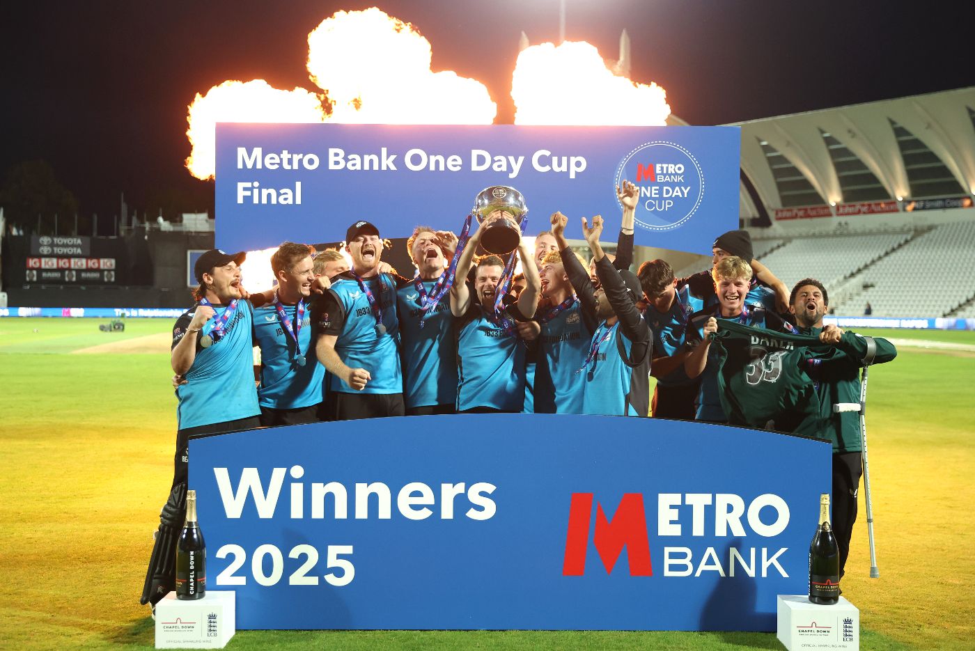 Worcestershire commemorate Josh Baker as they lift the 2025 Metro Bank One-Day Cup