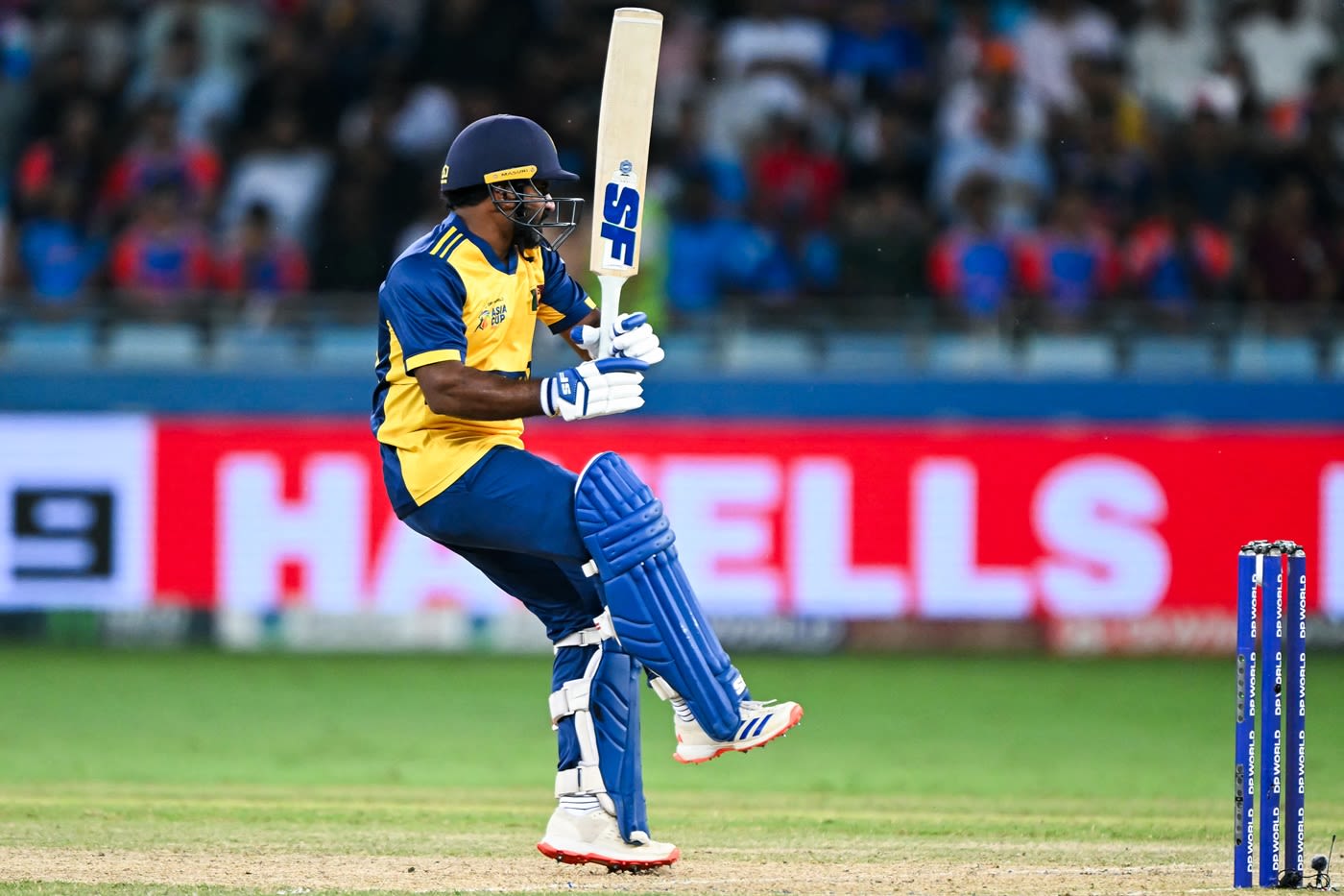 Kusal Perera swivels into a hook