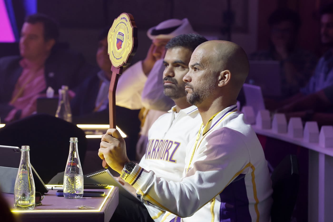 JP Duminy raises the paddle for Sharjah Warriorz
