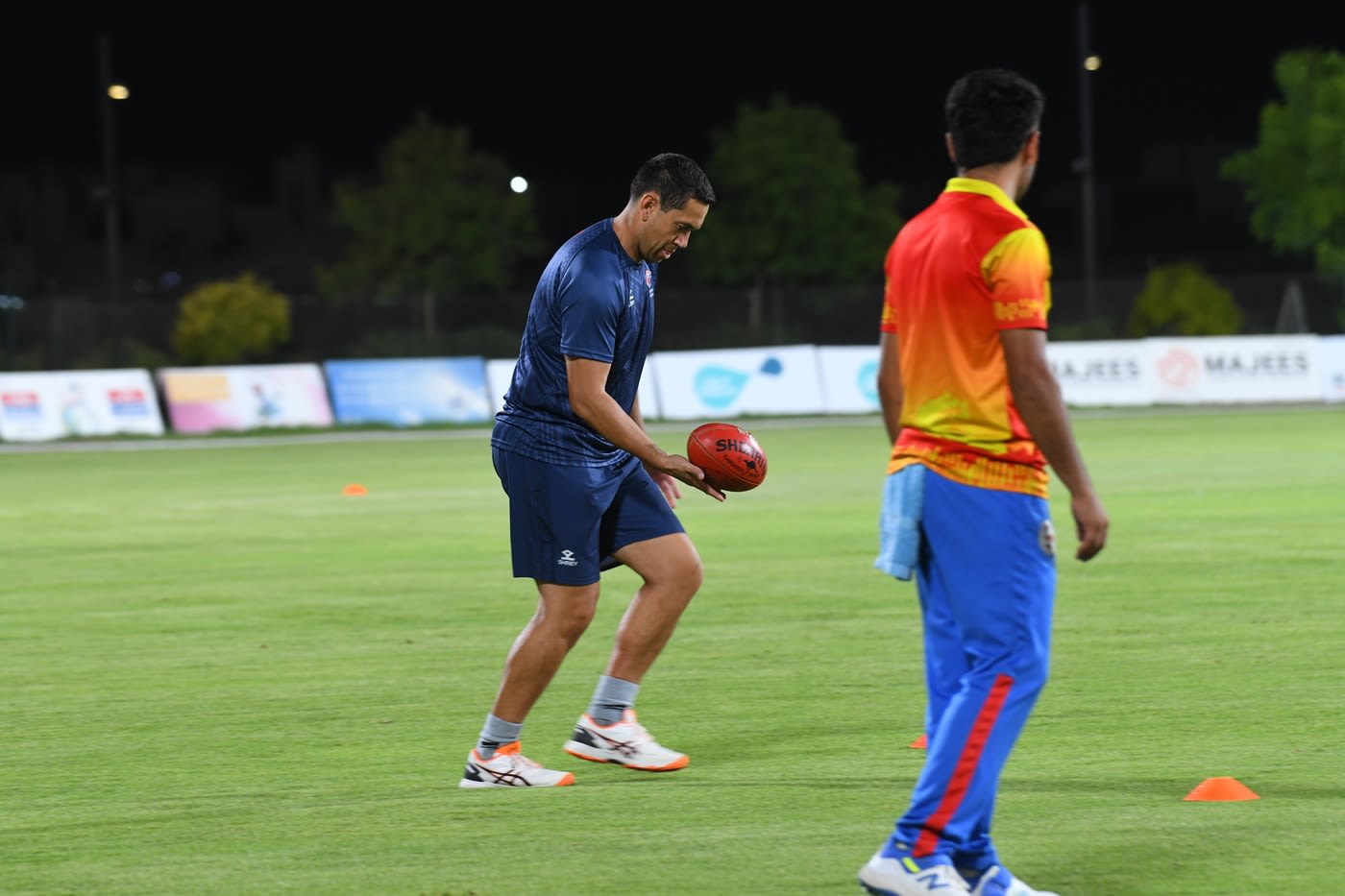 Ross Taylor at a training session with Samoa
