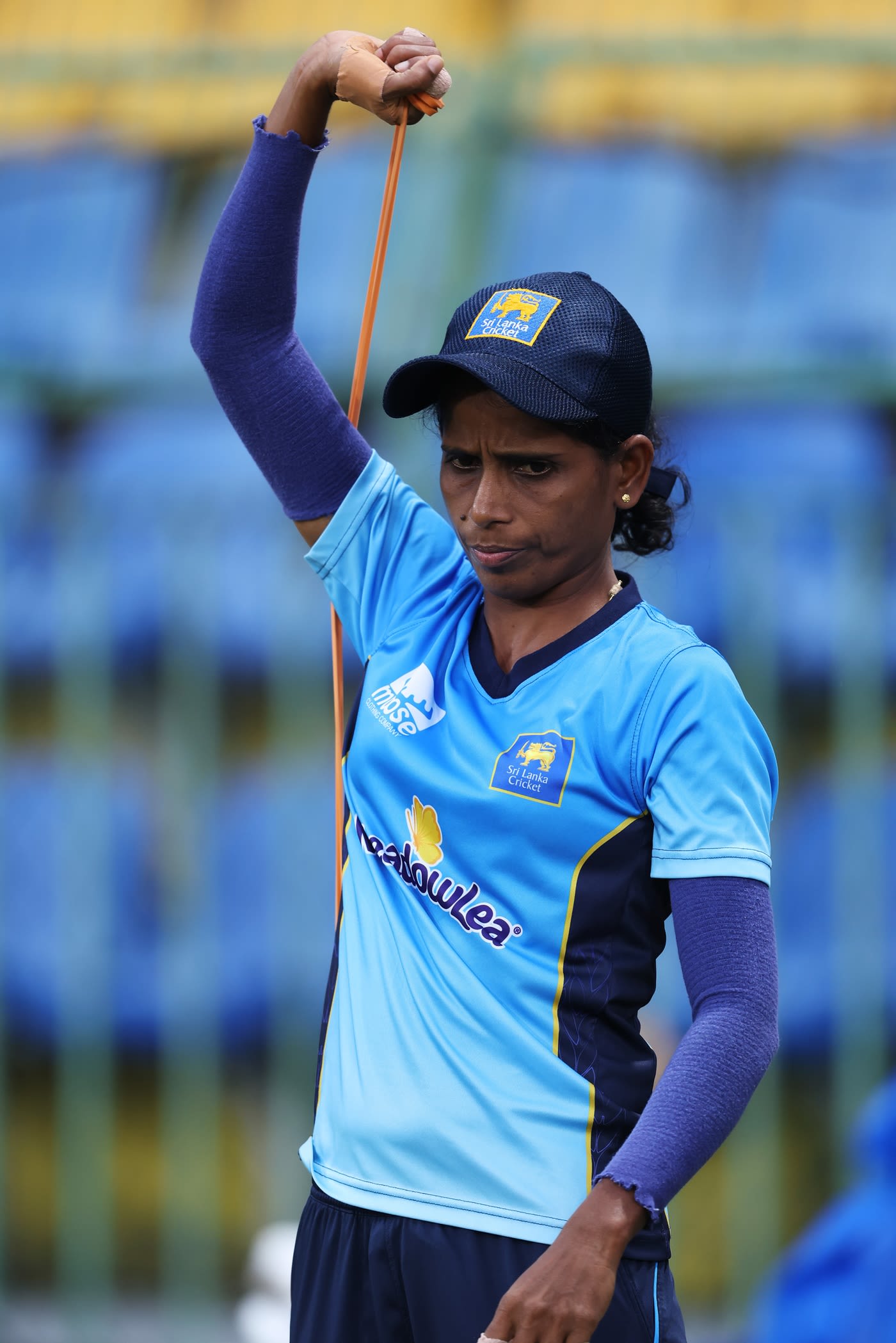 Udeshika Prabodhani warms up