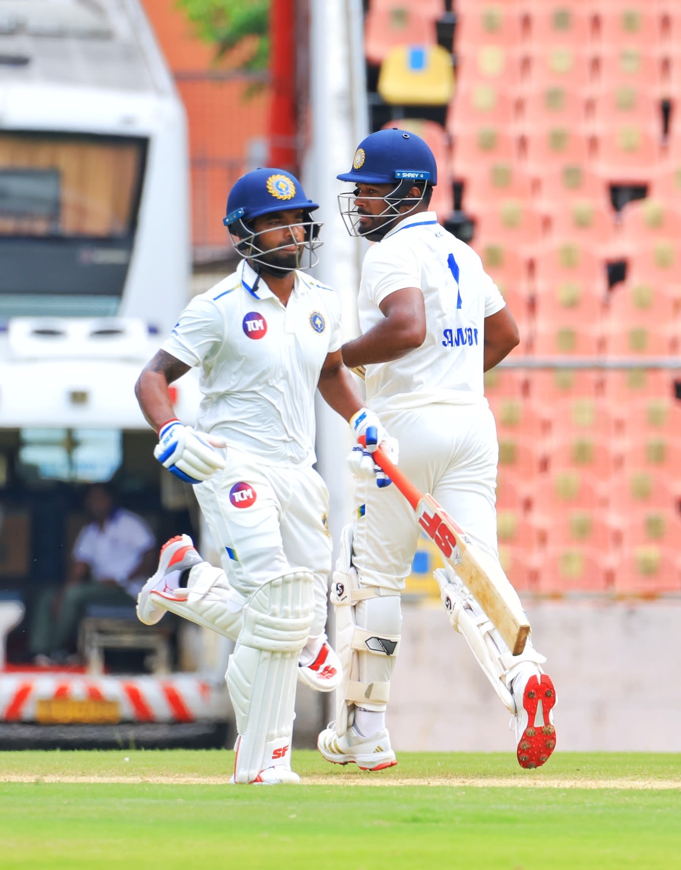Sachin Baby and Sanju Samson steal a single