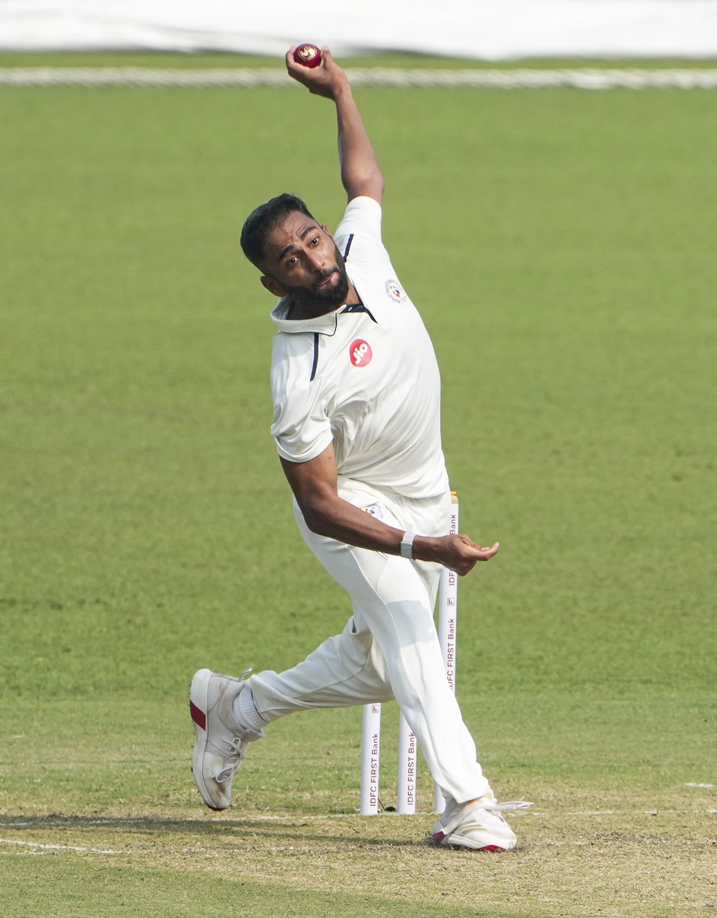 Arzan Nagwaswalla trapped Shahbaz Ahmed lbw for 2