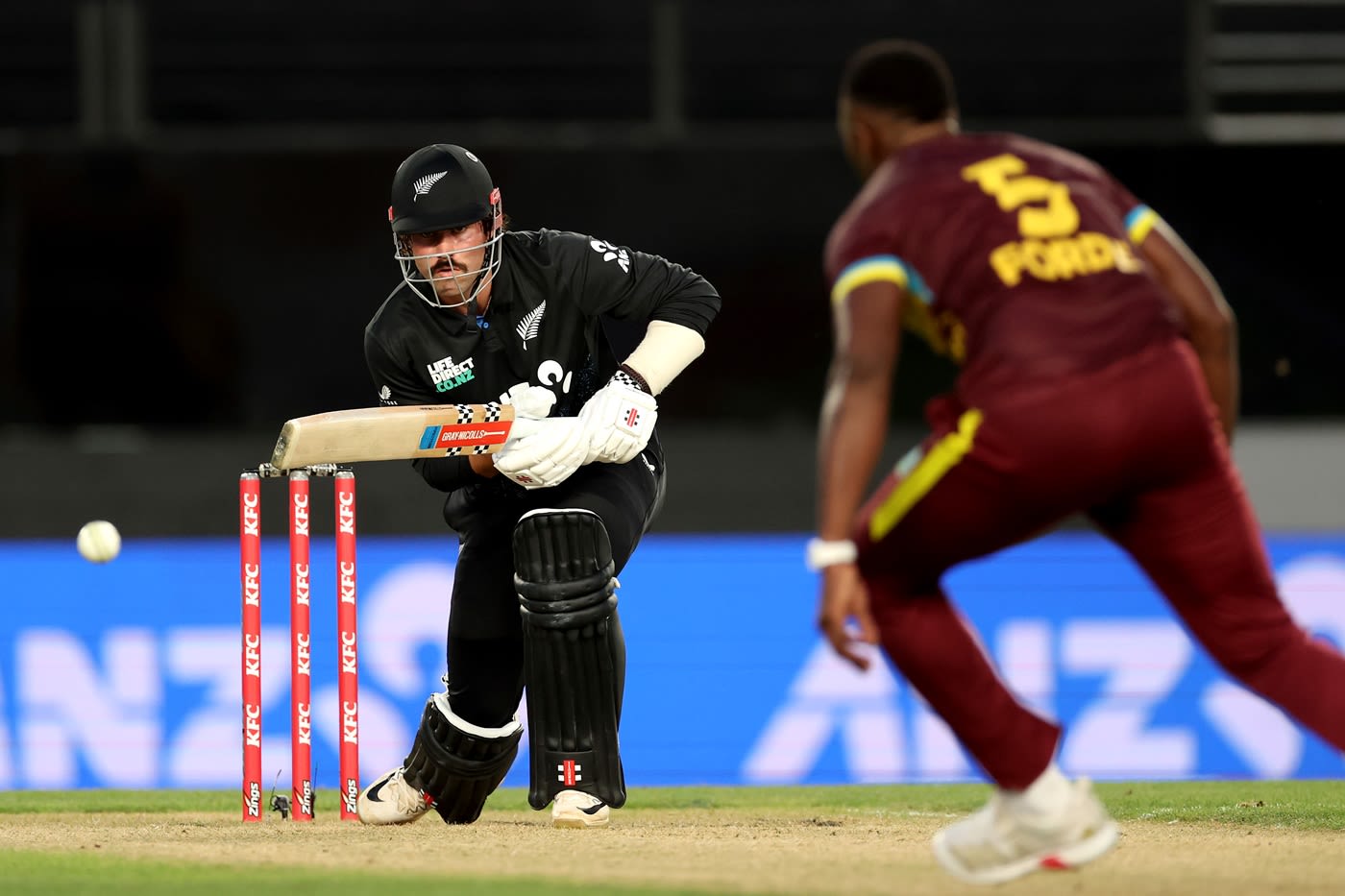 Tim Robinson made a quickfire 39 to lift New Zealand