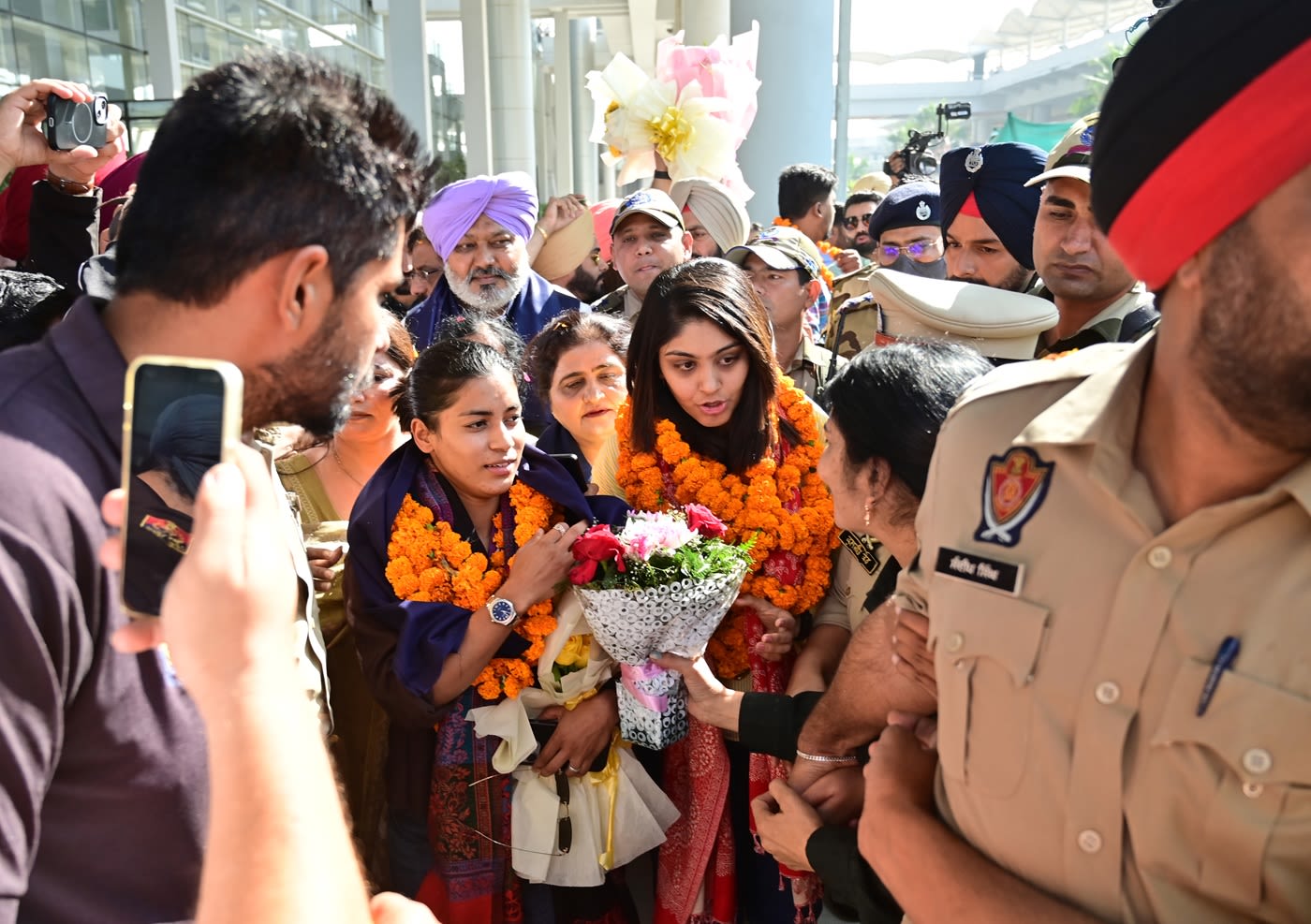 Harleen Deol and Amanjot Kaur are the toast of Mohali
