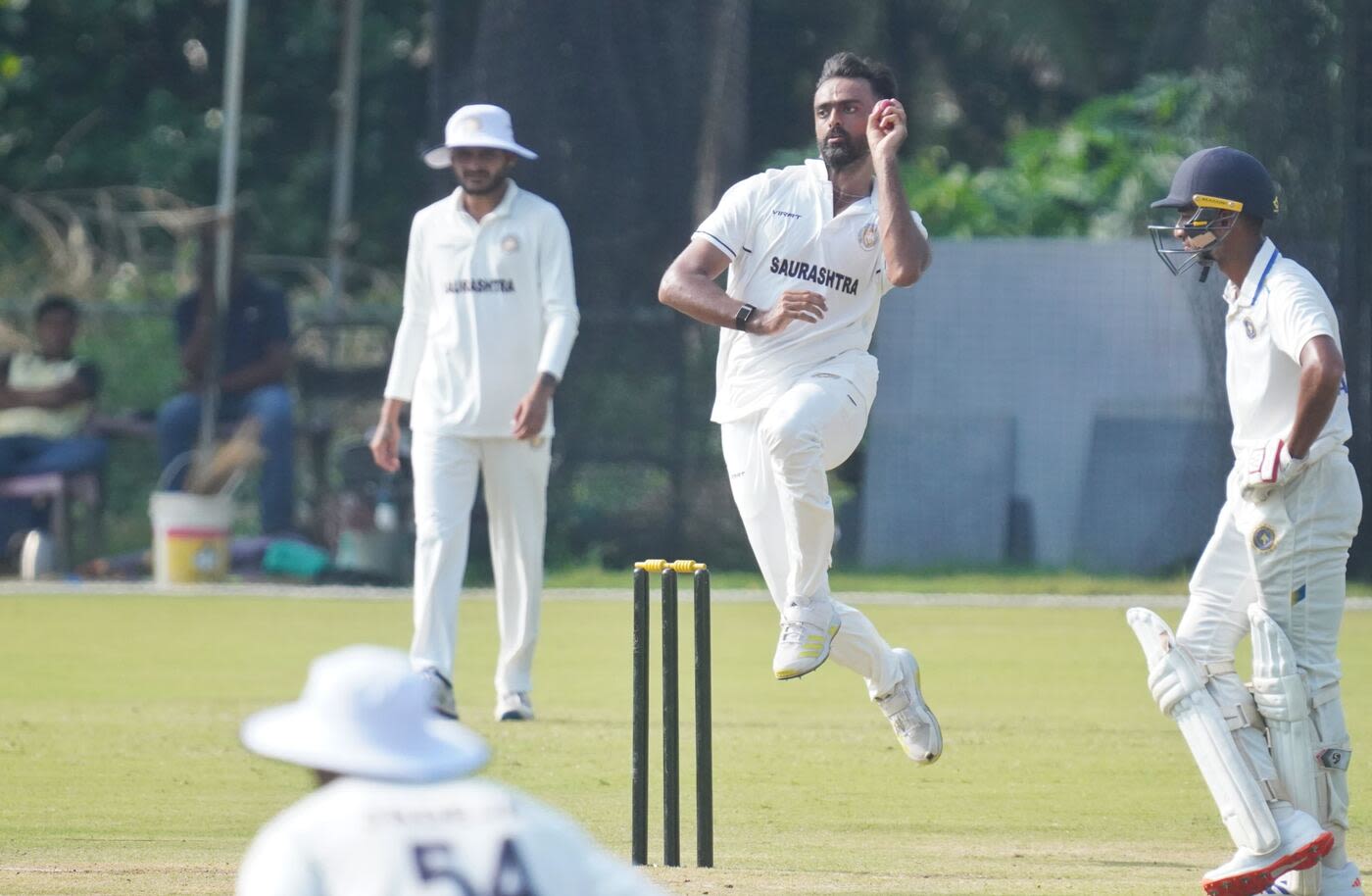 Jaydev Unadkat runs in to bowl a delivery