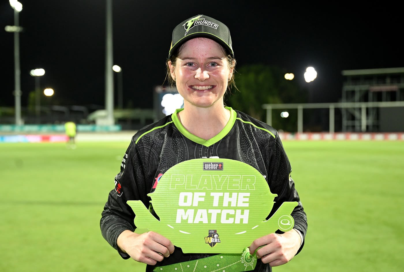 Tahlia Wilson powered Sydney Thunder to 200